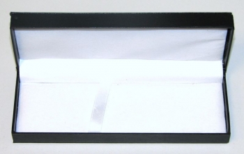 Dėžutė rašikliams juoda, dirbtinės odos