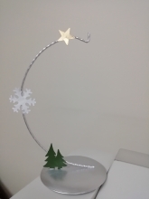 Stovas- pakaba 19x12x26 cm metalinė, kalėdinei dekorcijai