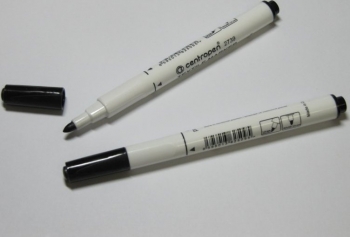 Žymeklis tekstilei CENTROPEN juodos spalvos 1.8mm.