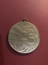 Medalis metalinis 3 bronzinės sp. 4cm