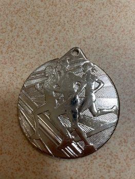 Medalis metalinis Bėgikai sidabrinės sp. 5cm