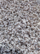 Biseris 20g, 3.6mm, perlo rudas blizgus (148)