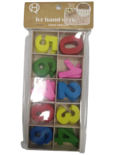 Raidės medinė dėžutėje 20x9cm po 6vnt spalvotų raidžių