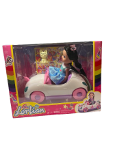 Lėlė automobilyje